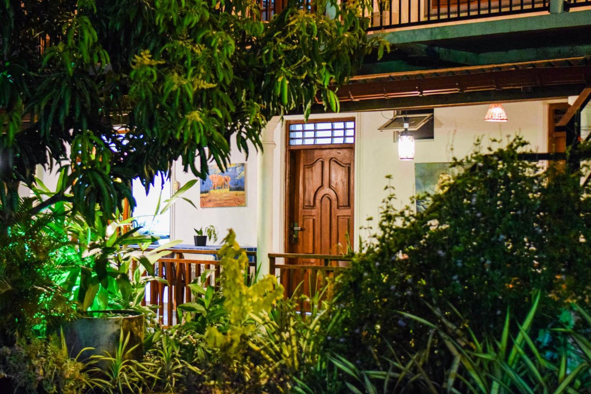 The Emerald Guest House & Villa Unawatuna Eksteriør bilde